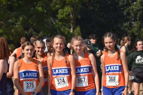 lakes girls xc runners