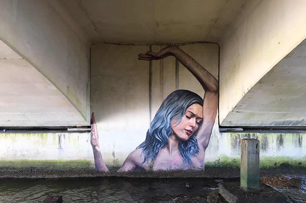 Hula%2C+The+Water+Muralist+Combines+the+Natural+World+with+Art.